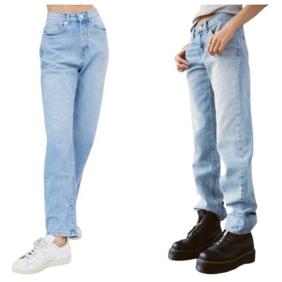 BDG Urban Outfitters Cowgirl Jeans Women’s Size 30 Light Blue Wash Retro Grunge - Picture 1 of 12